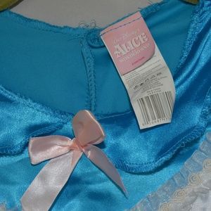 Disney 2009 Alice in Wonderland Kids Plus10.5/12.5
